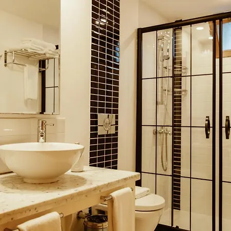 Lukka Holiday park 4*