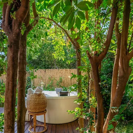 Aldeamento Turístico Lukka