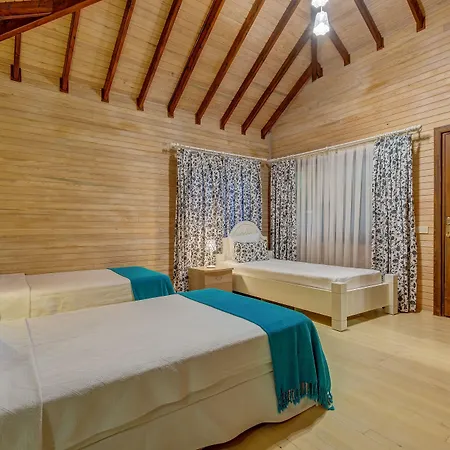 Aldeamento Turístico Lukka